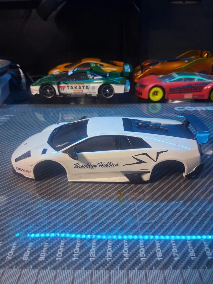 Kyosho Mini-Z Lamborghini Murcirlago LP670-4 SV White Body with Body Adapter Set - Image 3 of 4