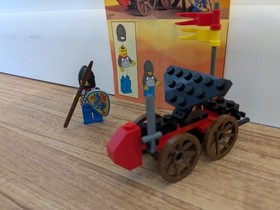 LEGO Castle: Battering Ram (1971) - 100% Complete w Minifigures & Instructions