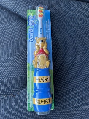 Oral B Stages Power Disney Winnie the pooh Battery Toothbrush for Kids vintage