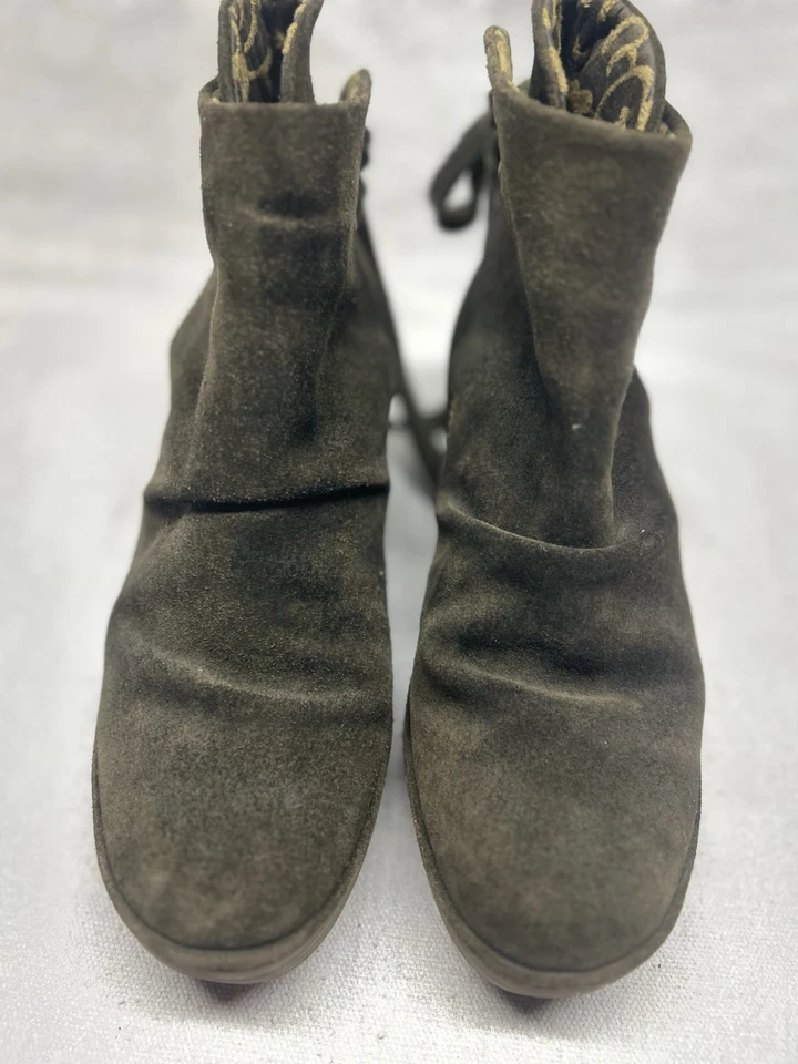 Fly London Women 37 US 6.5-7 Yama Wedge Platform Bootie Green Suede Lace Up Boot - Image 2 of 4