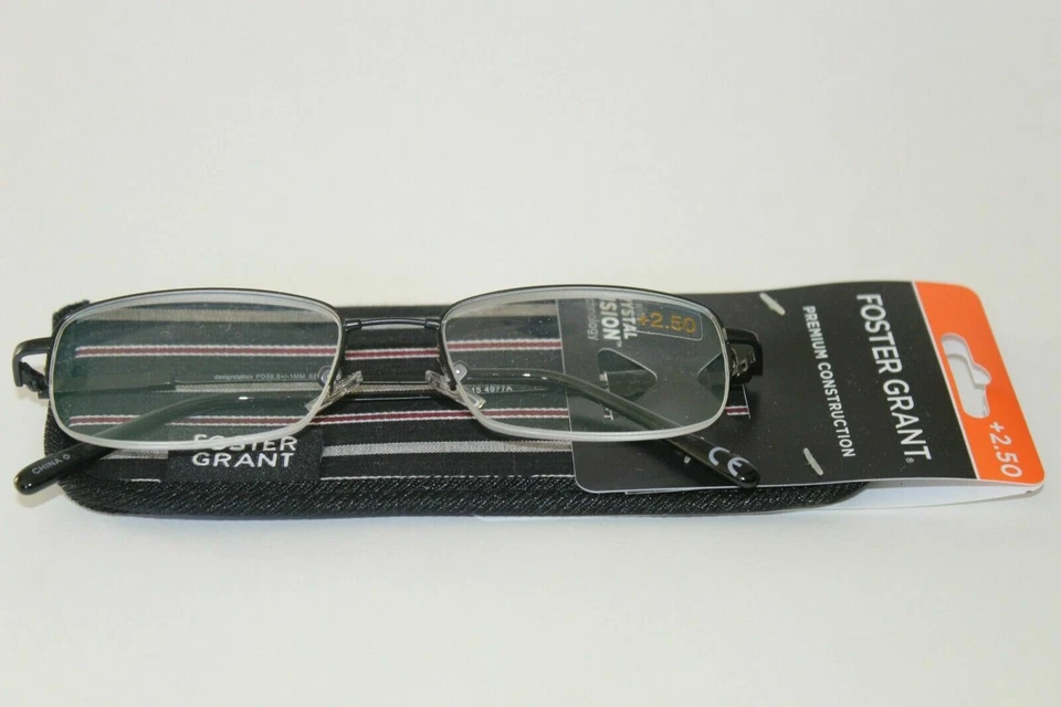 Foster Grant Premium Construction Reading Glasses with Neoprene Case +2.50 () - Image 3 of 3