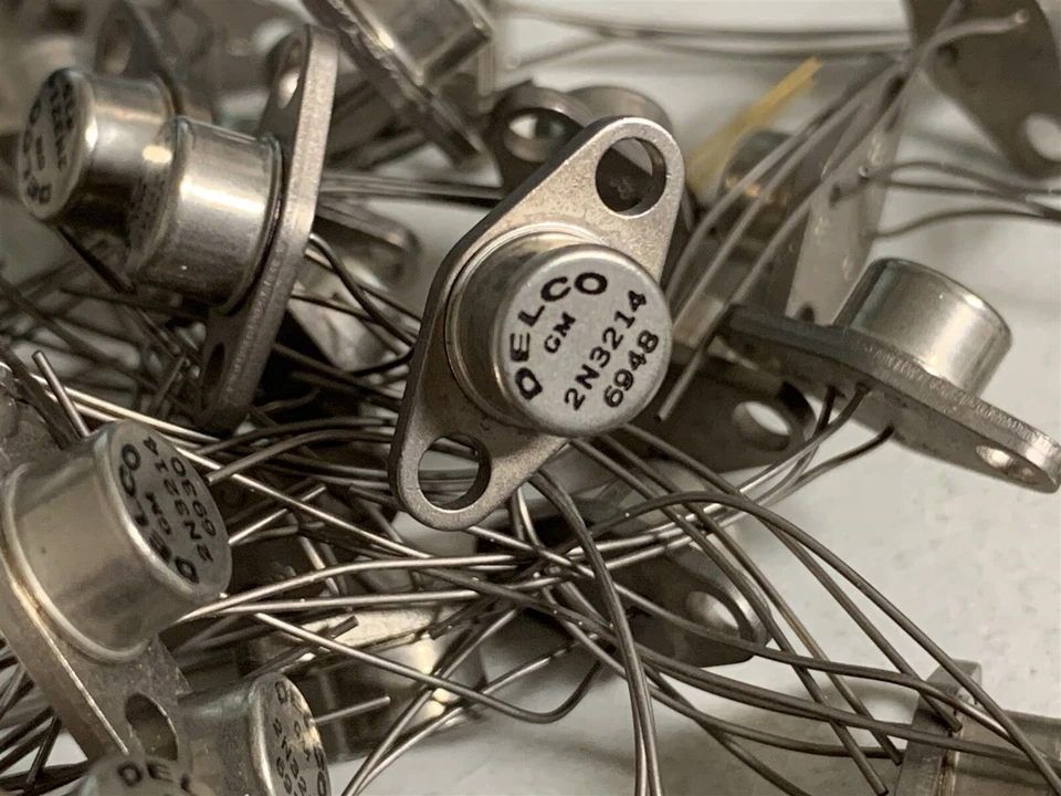 NOS 63 PIEZAS Transistores De Colección Delco 2N3214 K3-X Foto 2 de 2