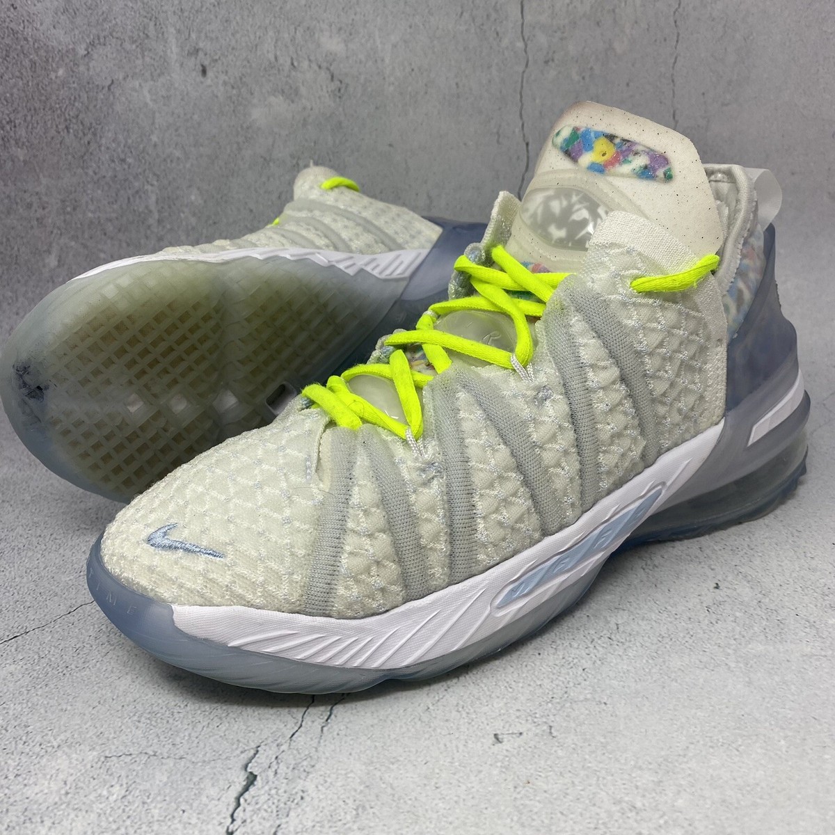 lebron 18 nrg blue tint