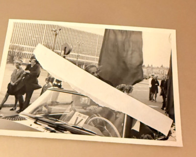 Foto HELENE WEIGEL bei Demonstration Berlin Mai 1968,Berliner Ensemble DDR