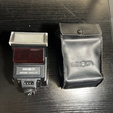 Minolta Maxxum camera 2800 AF Flash With Case Great condition
