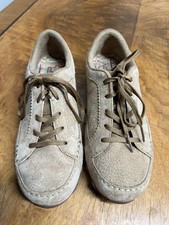 Skechers Woman  s 8 Tan Suede Comfort Walking Trail Shoes 49336 Bikers Sneakers