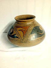 VINTAGE MATA ORTIZ IN CHIHUAHUA MEXICO POTTERY NATIVE WOBBLE VASE