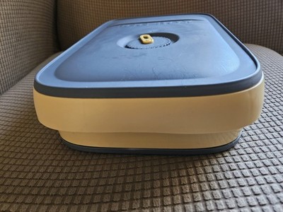 Portable 18ct Plastic BL+YL Stackable Fridge Storage Egg Box Pullout Draw Holder