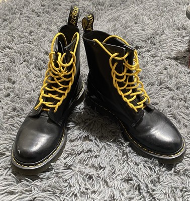 Doc Martens Women's Boots US 8 Black Patent Leather Air Wair 1460 W 8 Eye