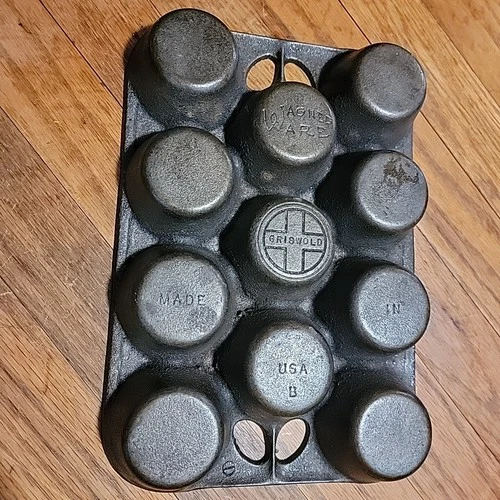VTG GRISWOLD Wagnerware Cast Iron Popover Muffin Pan USA