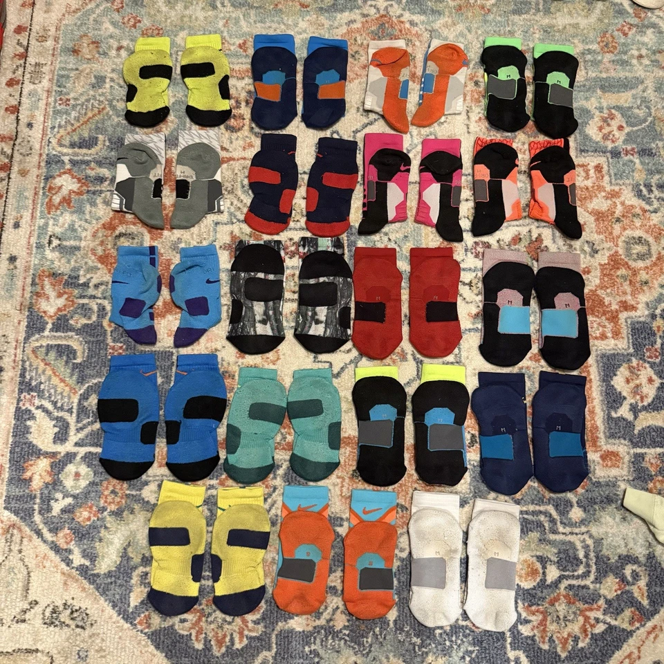 LOT OF 19 Nike Elite Basketball Crew Socks M 6-8 LeBron KD Hyperelite BCA Pink - Image 3 of 3