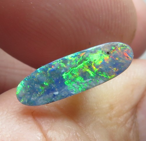 Australian Boulder Opal 1.28ct Queensland Natural Stone. - Picture 6 of 7