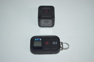 GoPro Remote Fernbedienung Armte-001 und GoPro Hero Session Actionkamera