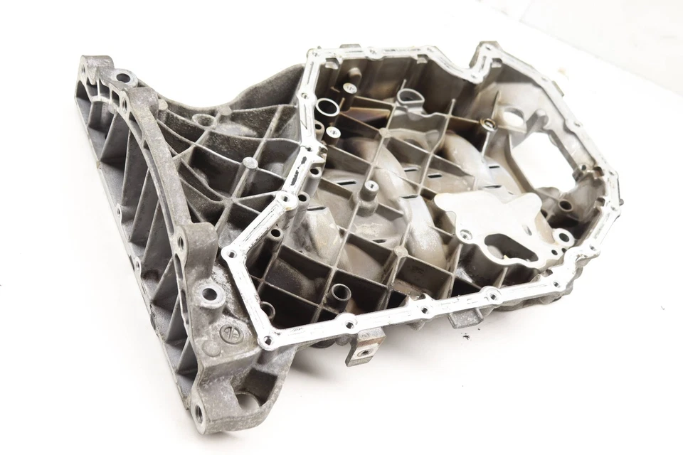 Audi A4 Allroad 2013 2,0 L - motor superior bandeja de aceite 06H103603 Foto 2 de 4