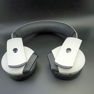 Alienware 7.1 Gaming Headset AW510H Excellent Condition