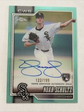 Noah Schultz Chrome 2026 Aqua Refractor /199 Auto