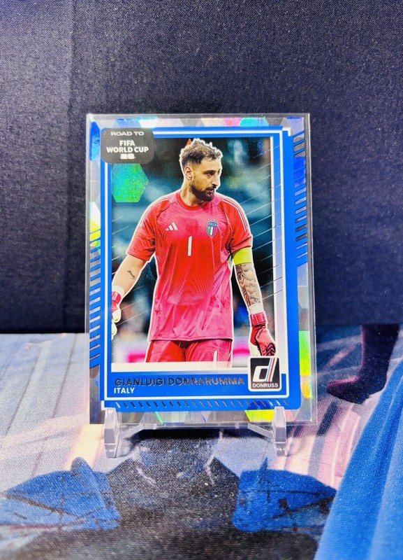 2025-26 Donruss Road to the FIFA World Cup Gianluigi Donnarumma #112 Cubic Italy