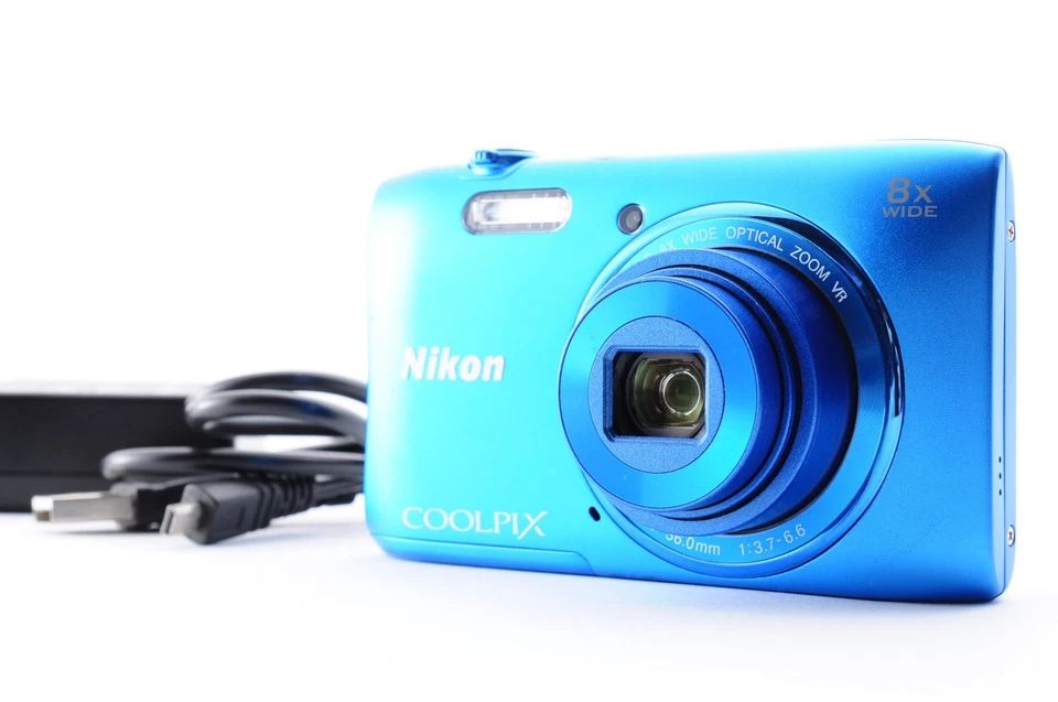 Nikon Coolpix S3600 blau TOP+++ kompakte Digitalkamera Y2982