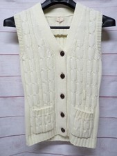 Vintage Sweater Vest Cream Acrylic w/ Buttons Marianne Fashions Medium
