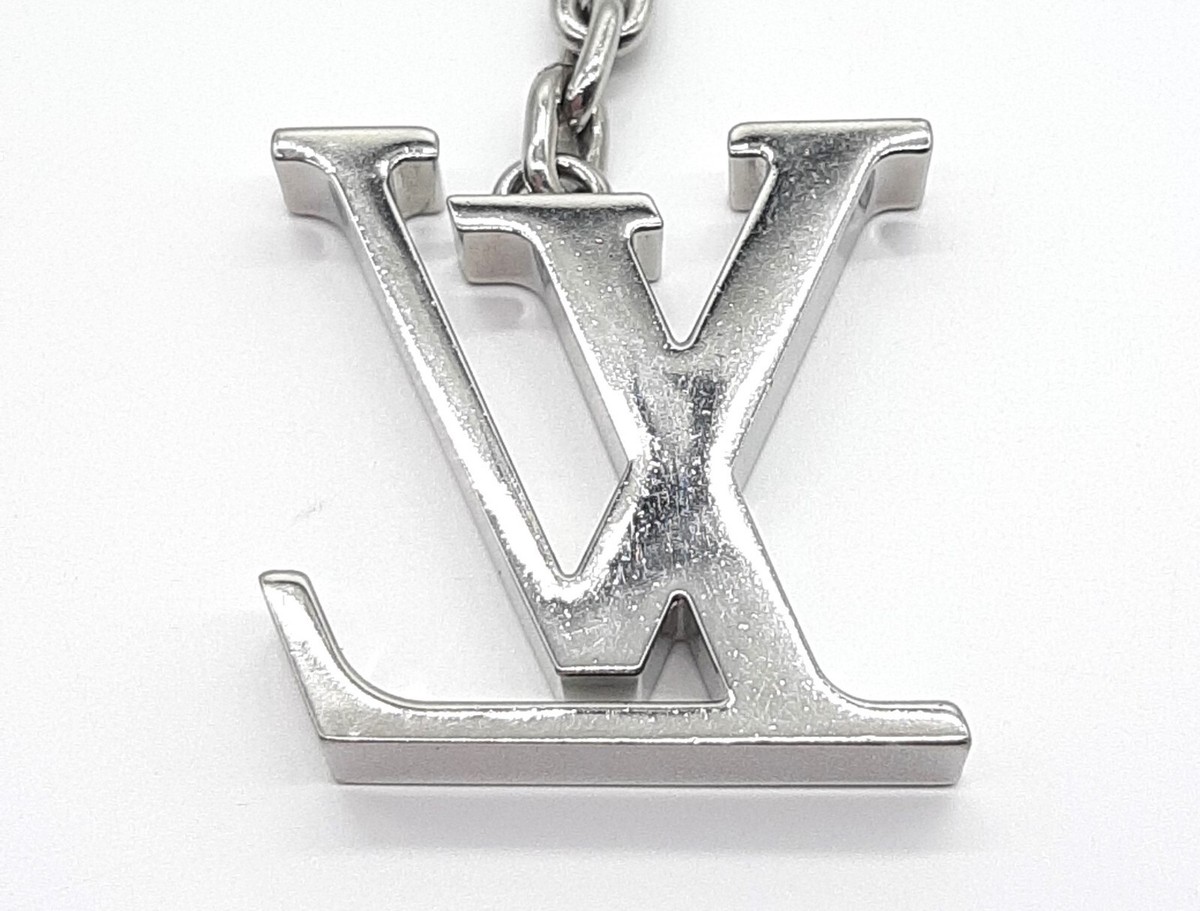 Louis Vuitton Bag charm M65071 key ring Portclé Initial Louis Vuitton Bag charm M65071 key ring Portclé Initial