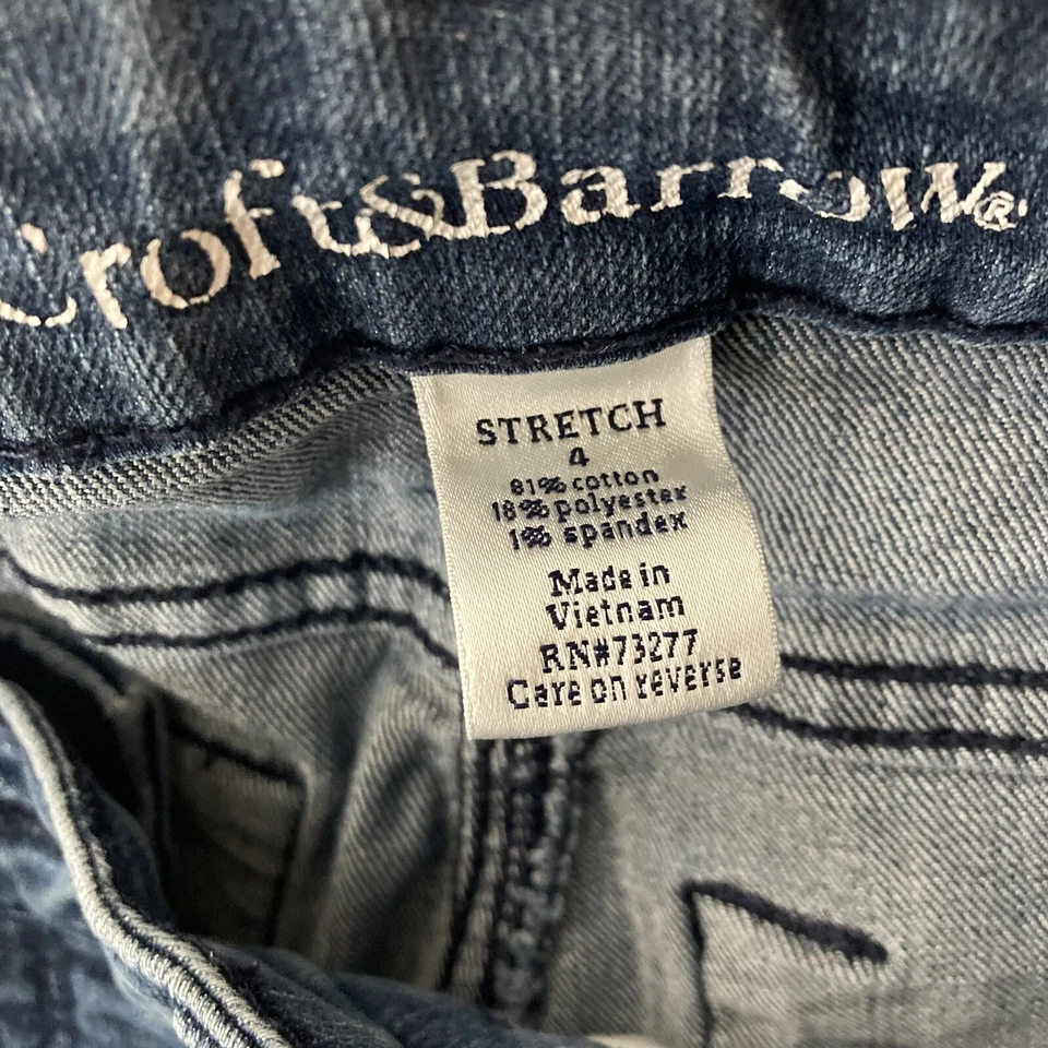 Croft & Barrow Shorts Womens Size 4 Bermuda Cuffed Medium Wash Stretch - Image 3 of 4