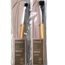2-PK Makeup Brushes 1 Eyeliner Brush  1 Crease Brush