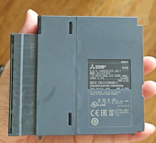 1PC IN BOX NEW Mitsubishi Q64AD2DA FAST SHIPPING - Picture 2 of 4