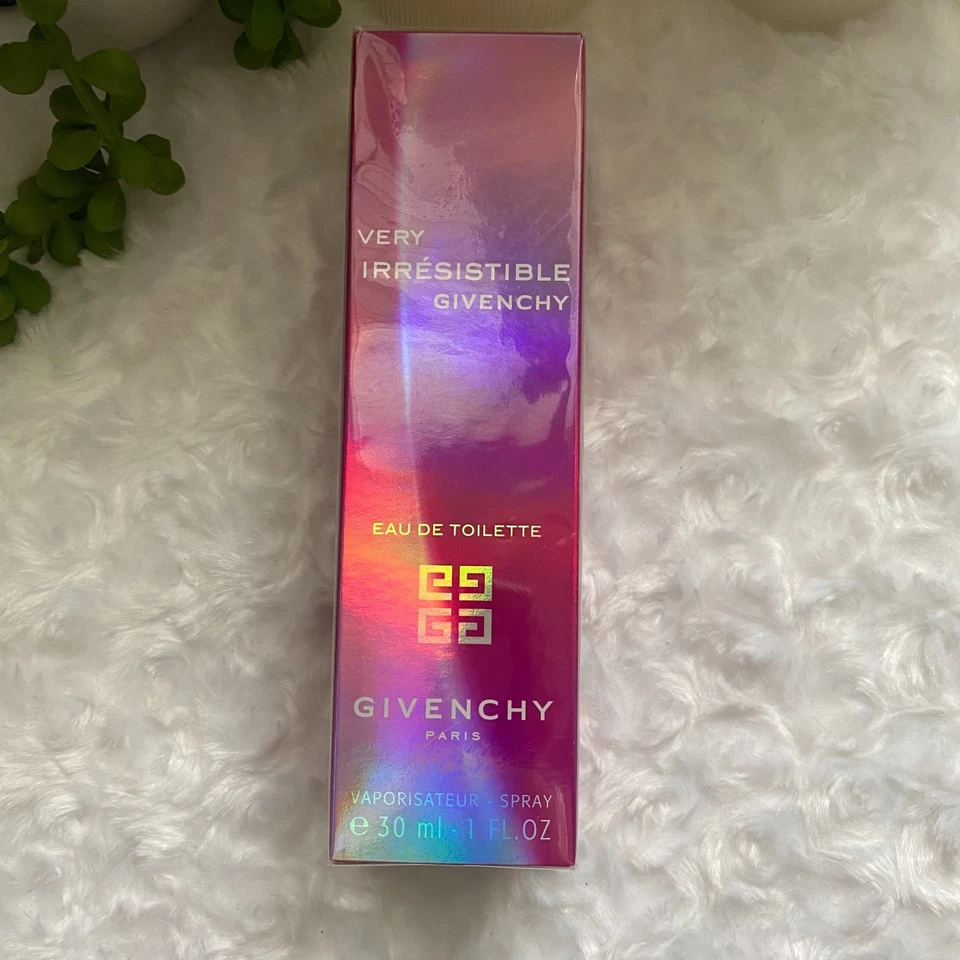 Туалетная вода-спрей Very Irresistible By Givenchy 1 унция/30 мл очень редкая оригинальная формула - Изображение 4 из 4