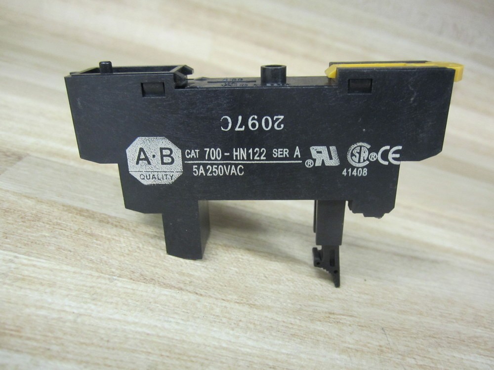 Allen Bradley 700-HN122 Relay Socket 700HN122