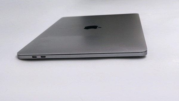 Apple MacBook Pro 13" i5-8257U 16GB 256GB - Bueno 5