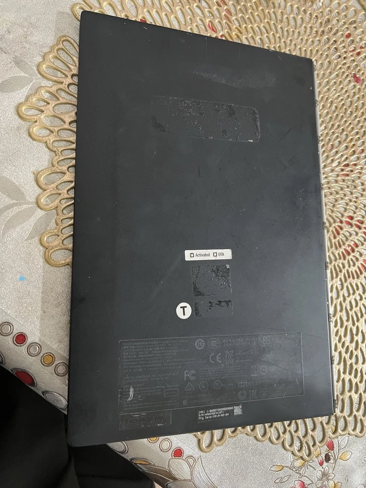 Lenovo Yoga Book YB1-X90L Intel Atom x5-Z8550 4GB RAM 64GB Storage - Image 3 of 3