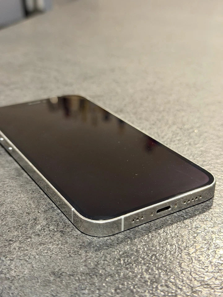 iPhone 12 Pro Argento 128 Gb - Immagine 4 di 4