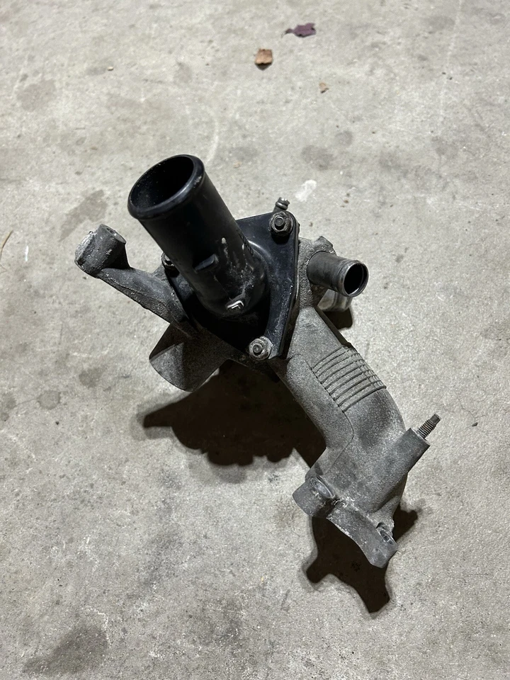 Корпус термостата Lexus 4GR-FSE 08-11 Lexus Is 250 - Изображение 3 из 3