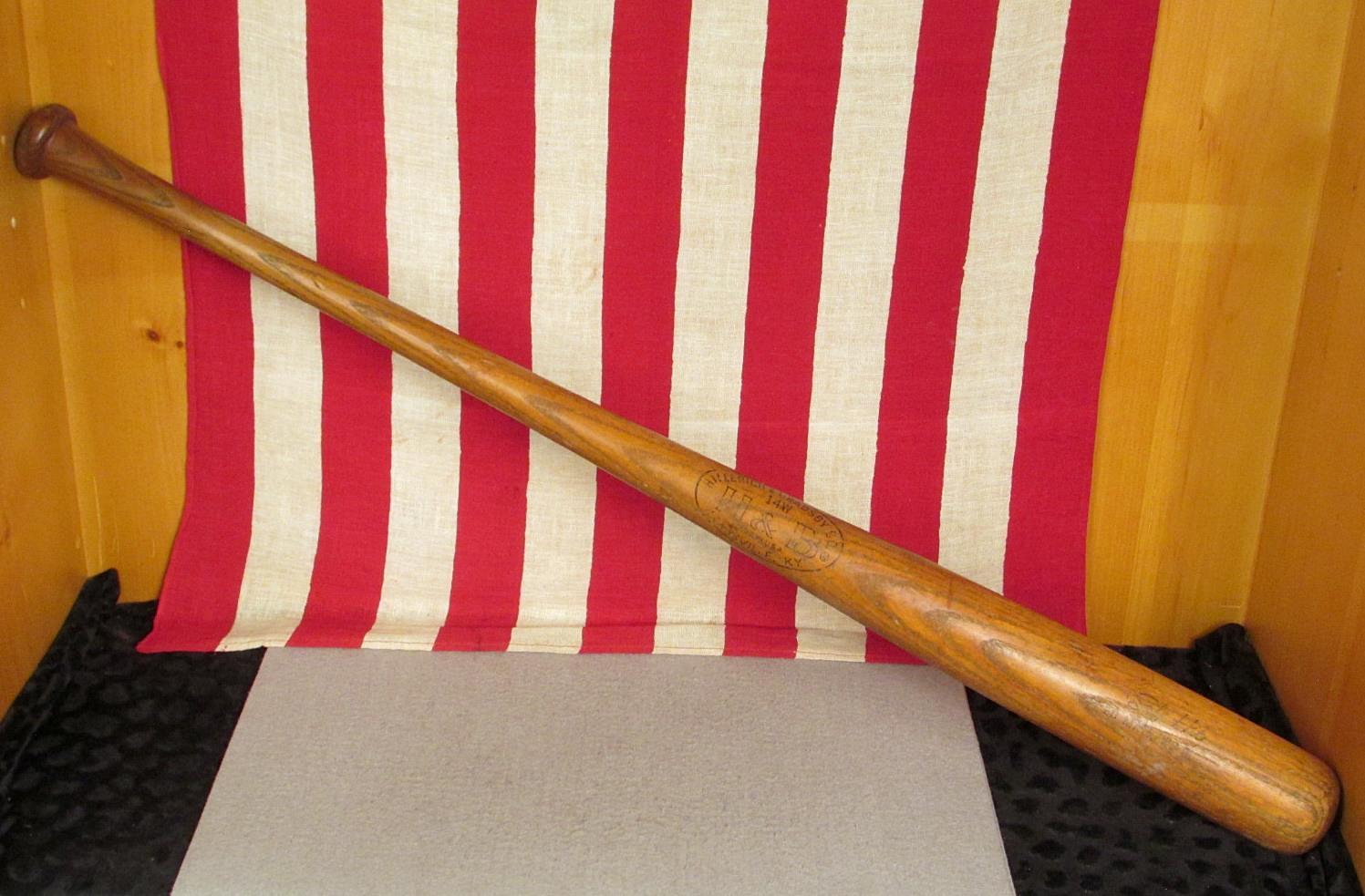 Vintage Louisville Slugger 75 FT Hillerich & Bradsby SOFTBALL