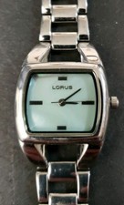LORUS LR2016 by Seiko Silver Tone Women's 27mm Watch Blue MOP Dial New battery