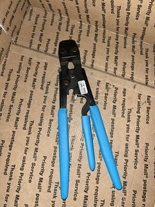 Sharkbite 3 Handle Pex Clamp Tool With Blue Handle #865895