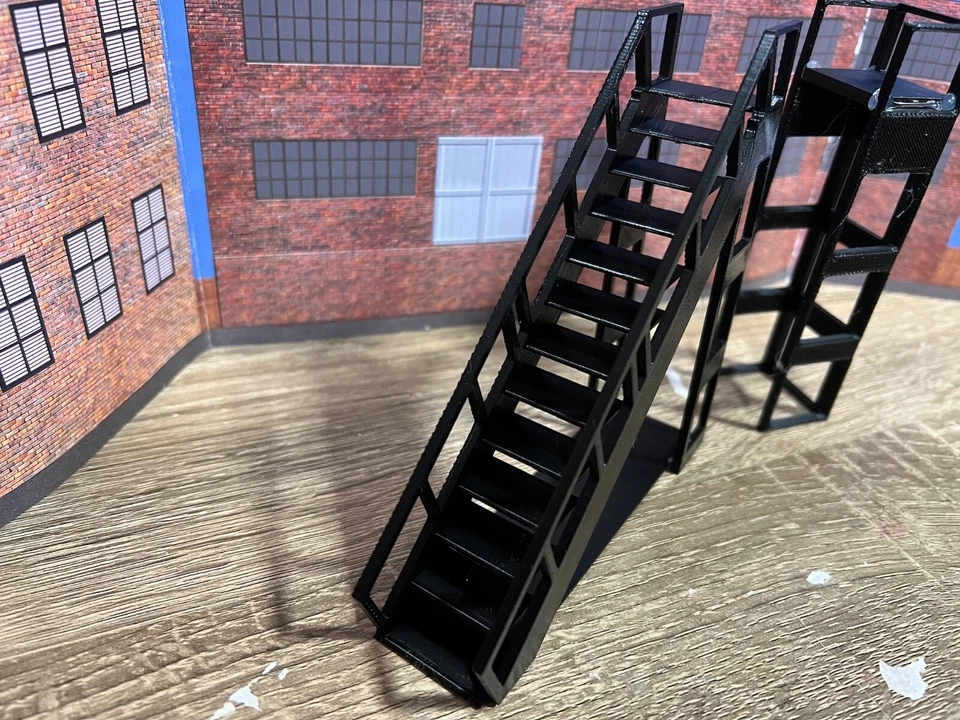O Scale Stairs and Landing with Railings - Twelve steps over four inches tall - Image 3 of 4