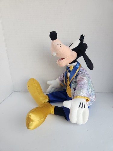 Rare HTF Disney World 50th Anniversary Celebration Goofy Plush READ - Picture 4 of 9