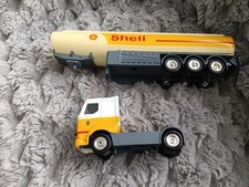 Corgi Superhaulers Renault Cab and Shell Fuel Tanker, model TY86902.