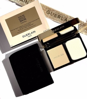 Guerlain Parure Gold Skin Control High Perfection Matte Compact Foundation 1N