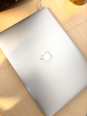 MacBook Pro 15'' (2015) | i7 | 16GB RAM | 256GB SSD | Top Zustand!  500 Zyklen