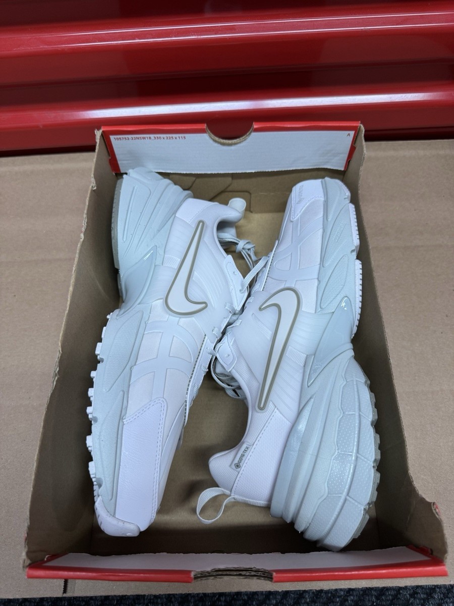 Women's Size 9 - Nike V2K Run GORE-TEX Platinum Tint Women FZ2622