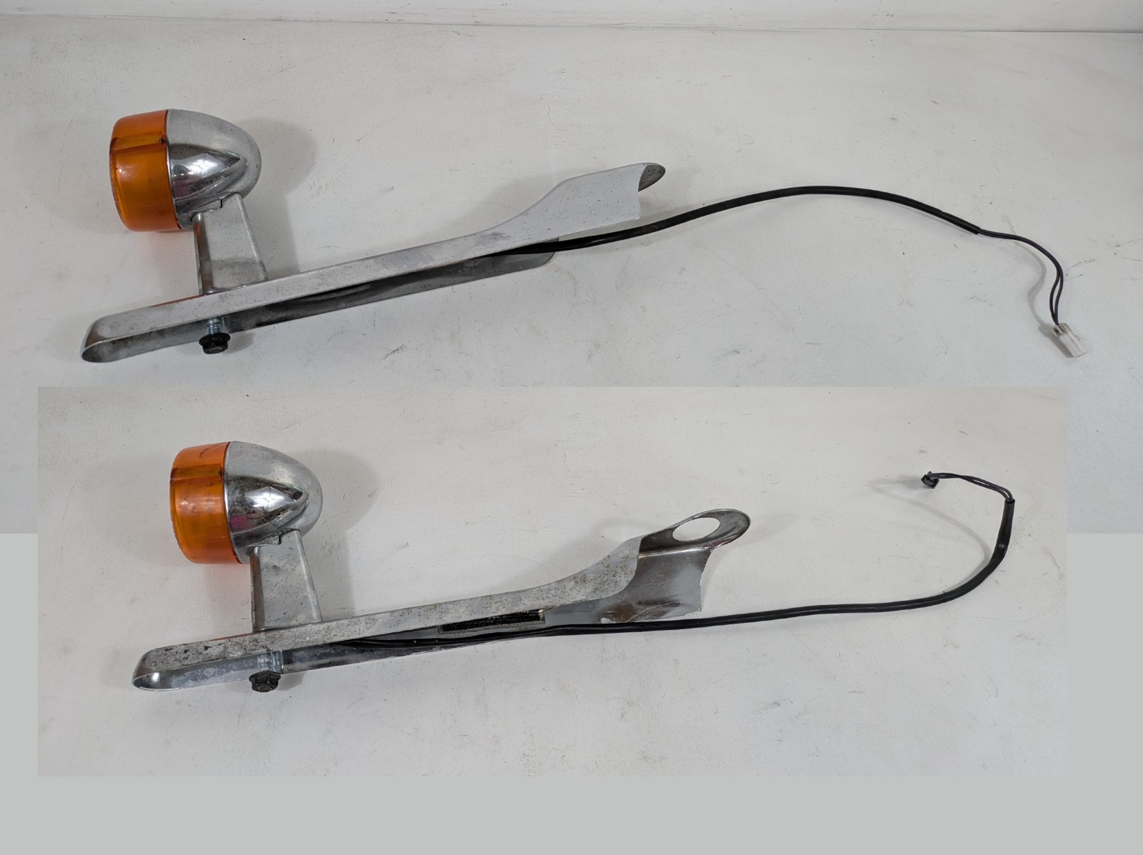 1997 Harley Davidson Sportster XL 1200 Rear Turn Signal Left Right & Brackets
