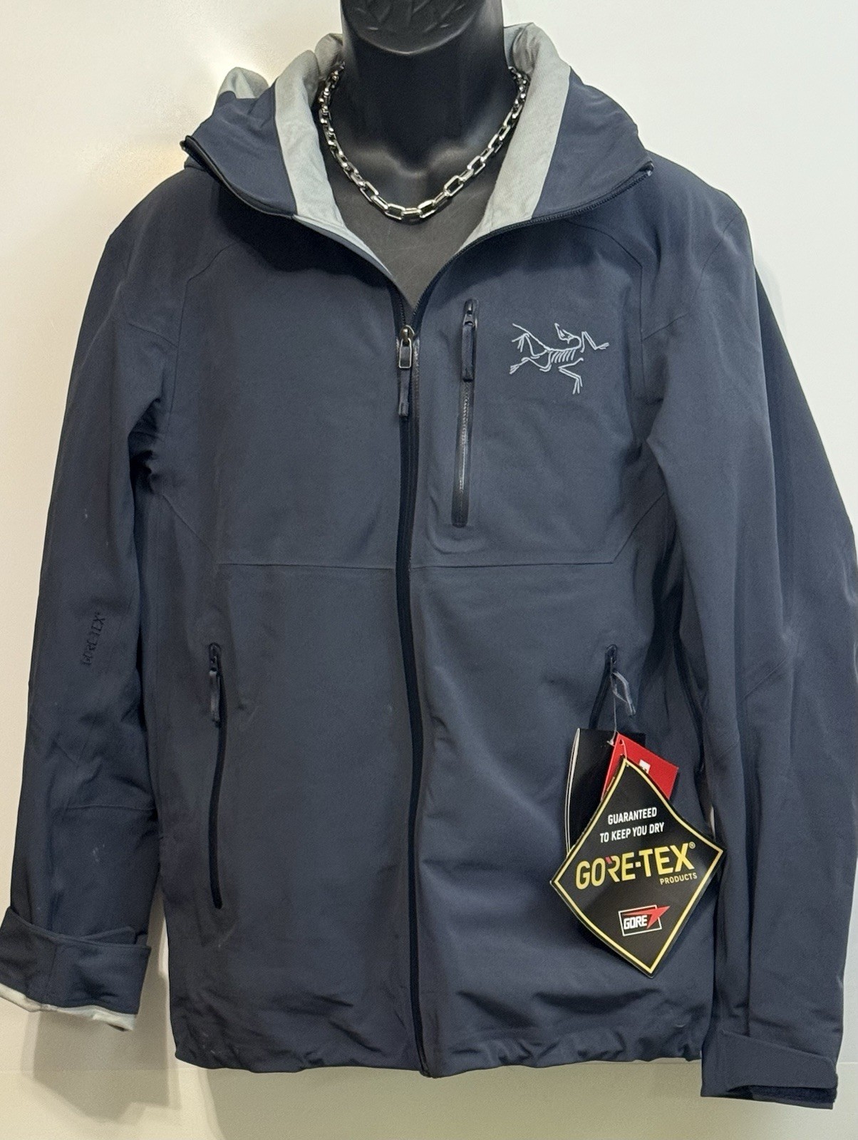 Arc'teryx Cassiar WhiteLine Giacca Uomo Gore Tex Media in Nighthawk