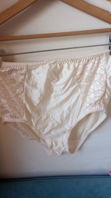Bali XL/8 Second Skin Satin Lace Stretch Brief Panties Soft Satin Silky Ivory