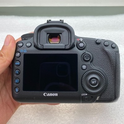 Canon EOS 5D Mark III 22.3MP Full Frame DSLR Camera Body Only AE
