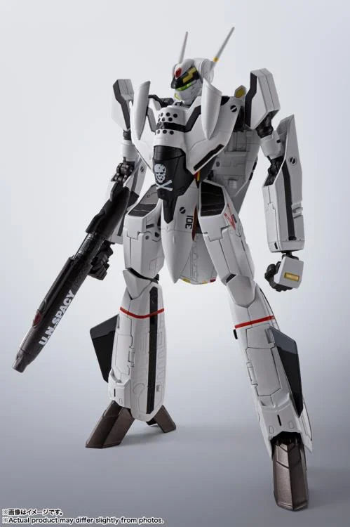 BAS69257: HI-METAL R Macross Zero VF-0S Phoenix (Roy Focker) + QF