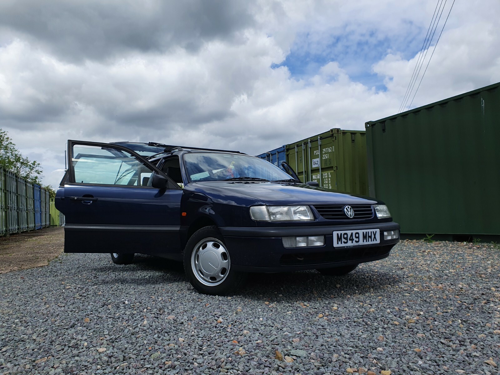 Image 1 - Volkswagen B4 Passat Estate / 32k miles / Coastal Cruiser