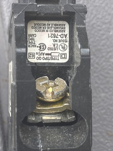 Square D QO130 30 Amp 1 Pole 120/240V Circuit Breaker QO BLACK FACE Trip Flag - Picture 4 of 10
