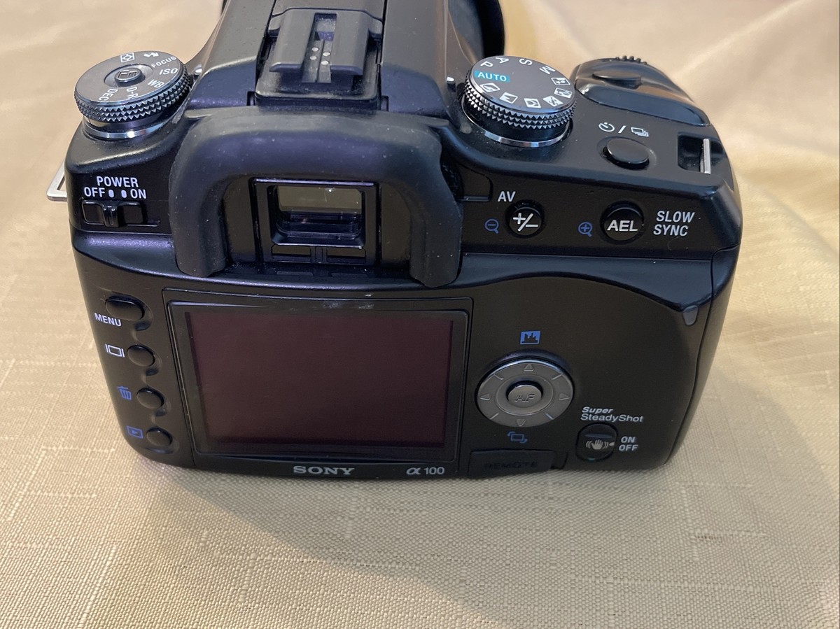 Sony Alpha a100 10.2MP Digital SLR Camera, 2 Batteries, 2